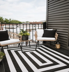 black-and-white-outdoor-rug